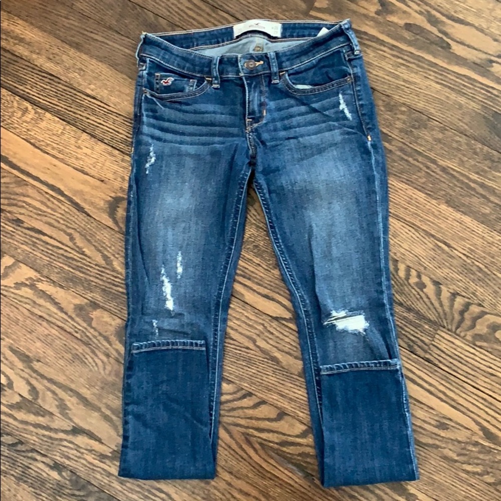 Hollister distressed skinny jeans